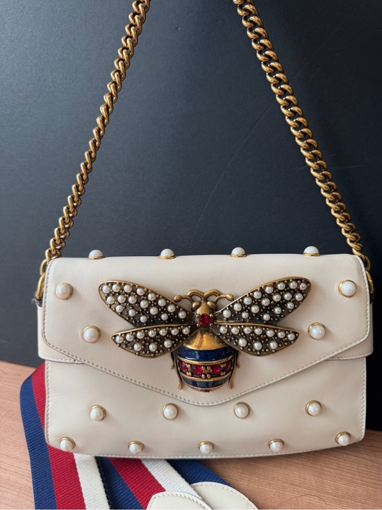 Gucci Handbags - Gucci Queen Margaret Bag with Jeweled Bee. Authentic COA included.